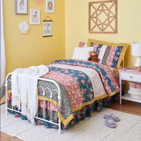 Matilda Jane Other - Matilda Jane twin duvet cover and sham set